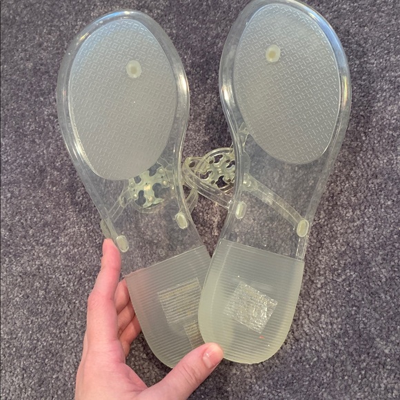 Tory Burch Clear Sandals with White Logo - Picture 4 of 8
